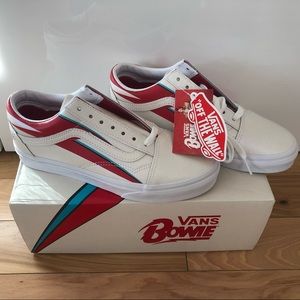 Reserved!!! Bowie Vans